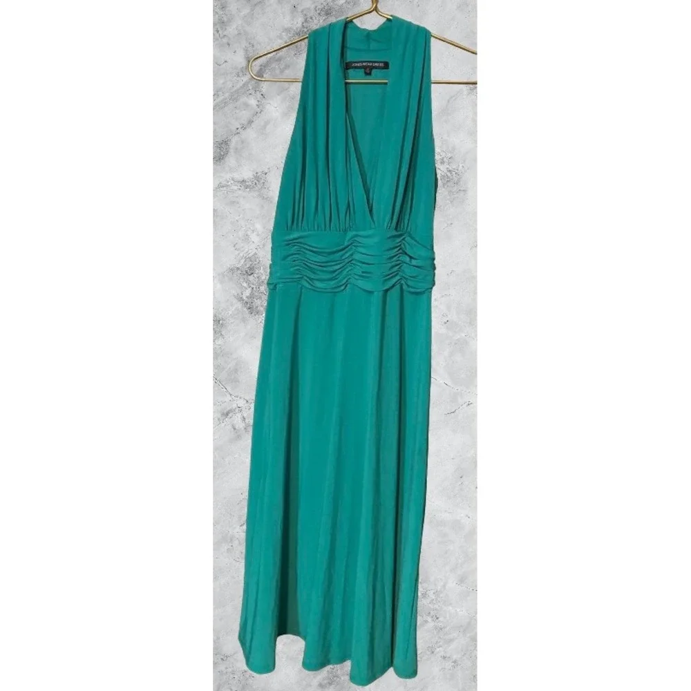 Jones Wear Dress Women's 12 Green Halter V-Neck Ruched Waist Sleeveless Midi - Picture 2 of 7